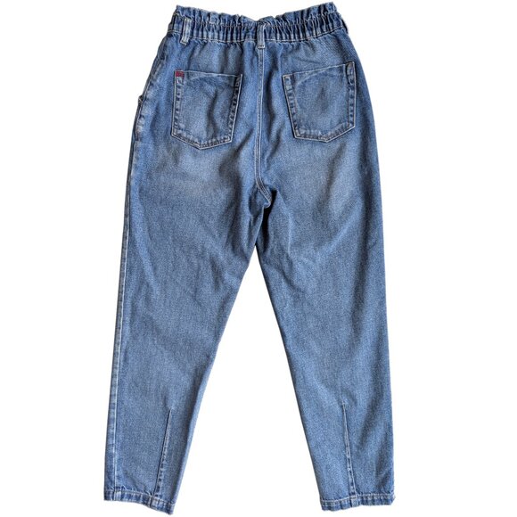 BDG Urban Outfitters Pull-on Mom High-Waisted Jeans Medium Wash | 28 - Picture 4 of 7